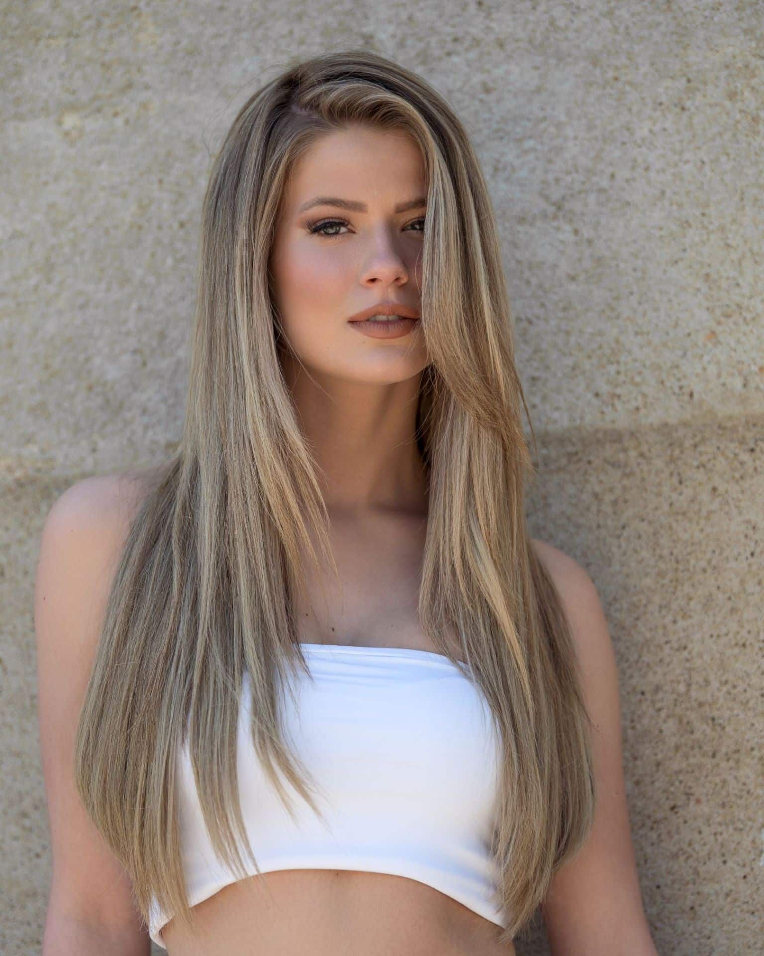 Frau mit blonden Haaren